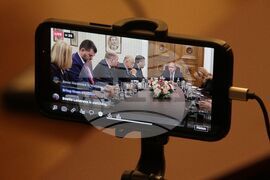 Румен Радев - „Демократична България“ - консултации