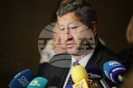 "Демократична България" - президент - консултации - Христо Иванов - брифинг