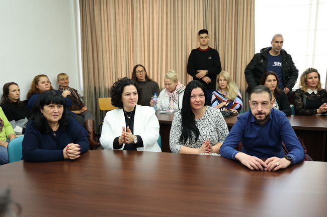 Техническият факултет на ЮЗУ „Неофит Рилски“ бе домакин на XXIV националната текстилна конференция „Традиции и иновации в текстила и облеклото“