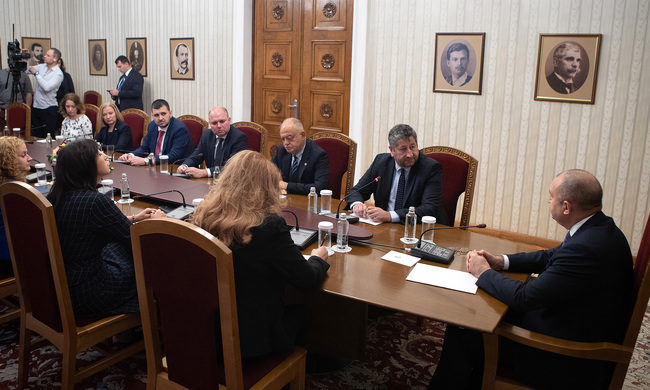 Президентът: Решаването на важните проблеми за българското общество в 48-ото Народно събрание е труден, но не невъзможен процес 