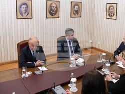 Снимка: Президентство - консултации за съставяне на правителство в рамките на 48-ото Народно събрание, проведени днес с представители на парламентарната група на „Демократична България“