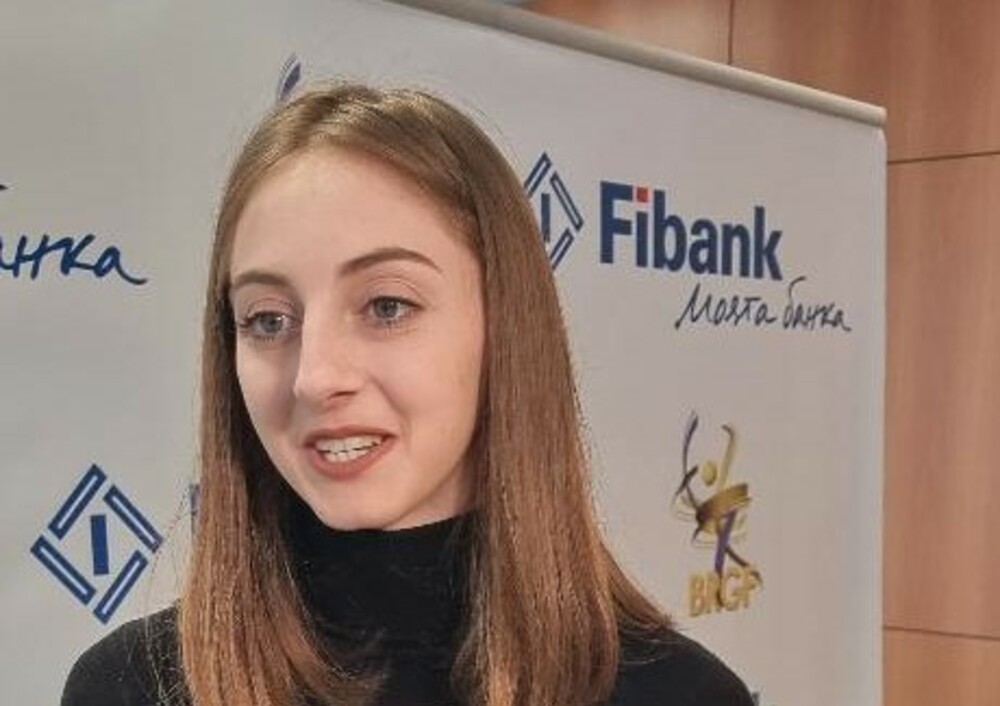 Боряна Калейн ще пропусне Световната купа по художествена гимнастика в София, Стилияна Николова и Ева Брезалиева ще участват пред родна публика