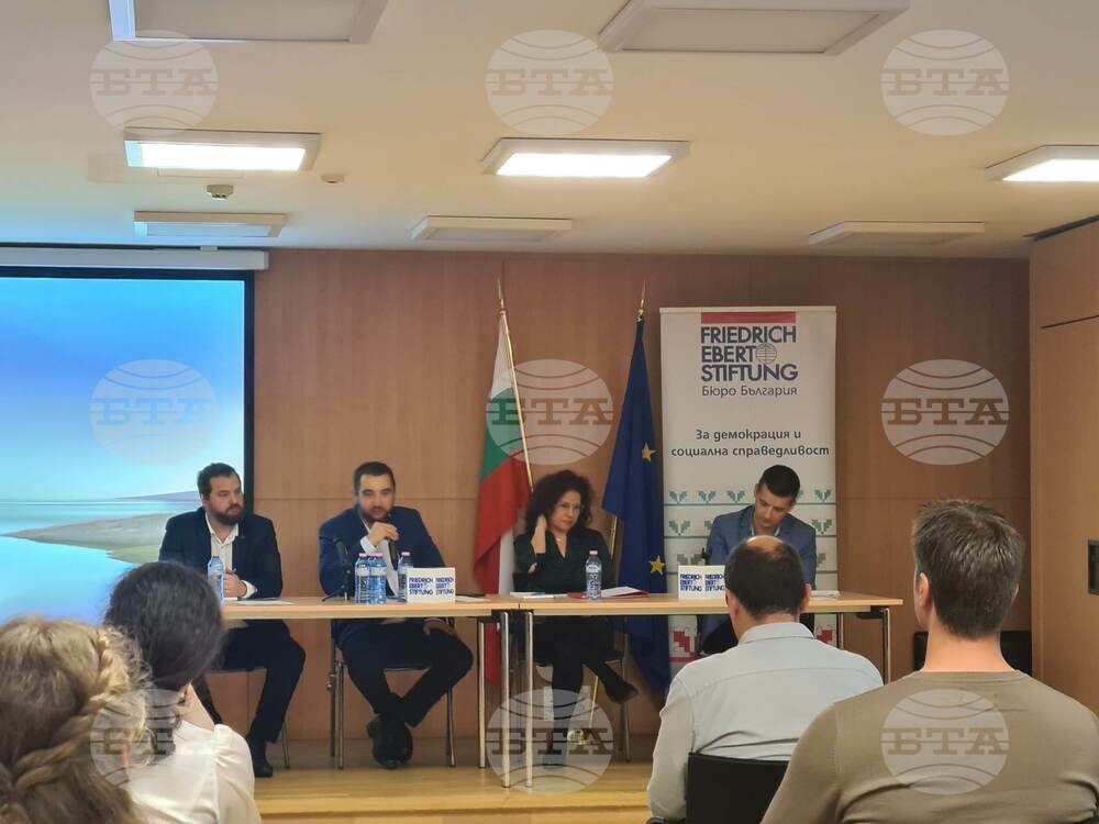 Sofia Hosts Discussion on Balkans in Bulgarian Foreign Policy, Media Coverage of Topic