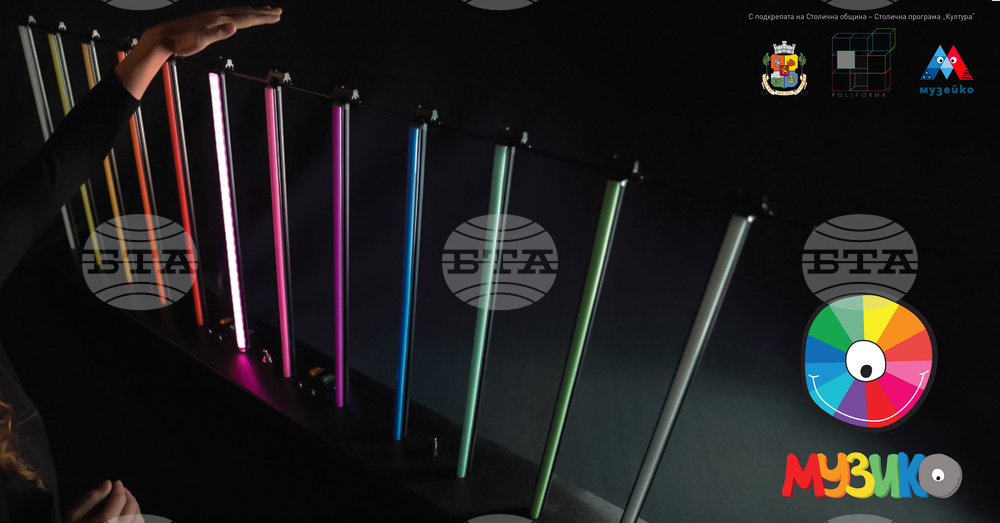 Bulgarian Visual Artist Develops Musical Instrument for Blind and Deaf Children