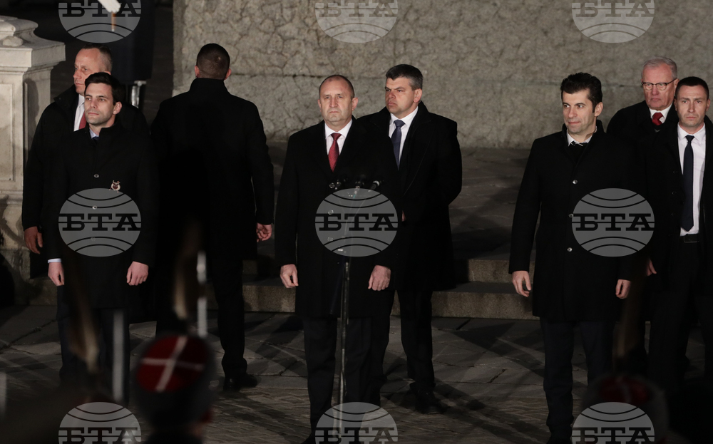 Румен Радев: Наш дълг е да пазим историята си, защото народ, който допусне да изгуби своята памет, е обречен да изгуби и своята свобода