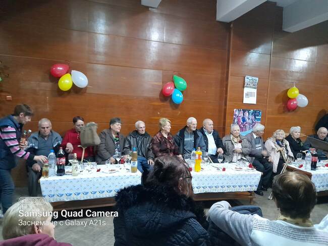 Три диамантени и три златни сватби празнуваха в Крушаре