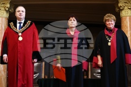 СУ - Теодора Димова - награждаване