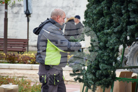 Благоевград - коледна украса - монтиране