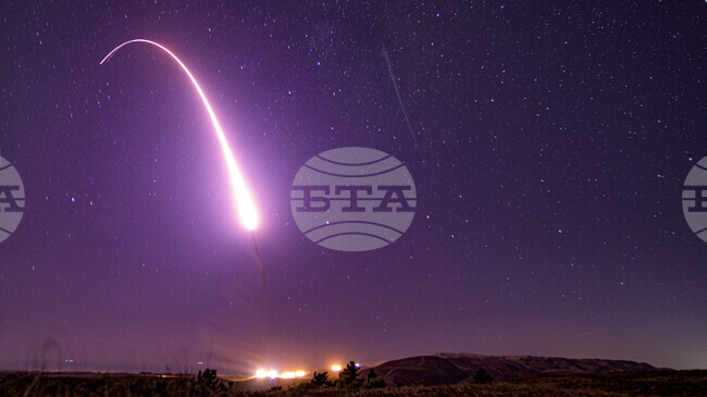 САЩ уведомиха Русия преди изпитанието на своя междуконтинентална балистична ракета, съобщи Кремъл