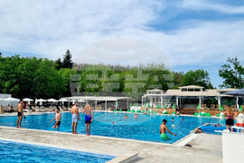 Търговище - лято - басейн