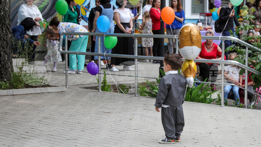Фондация „За Нашите Деца“ реализира близо 10 хиляди дейности в подкрепа на 4542 деца, родители и специалисти