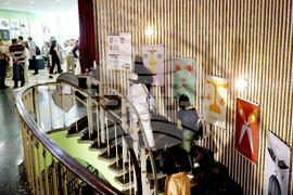 Сатиричен театър „Алеко Константинов“ - студенти - изложба