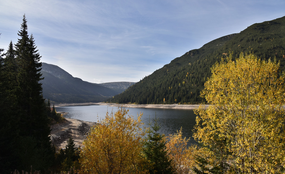 Количеството вода в язовир "Бели Искър" е достатъчно и няма опасност за преминаване към режим, съобщиха от "Софийска вода"