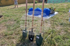 Село Дерманци - училище - проект - първа копка