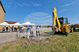 Село Дерманци - училище - проект - първа копка