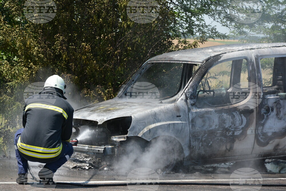 Хасково - пожар - автомобил