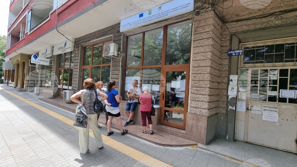 С реализирането на две европрограми за подмяна на старите отоплителни уреди Димитровград ще е от най-чистите градове в България, каза зам.-кметът Яшо Минков