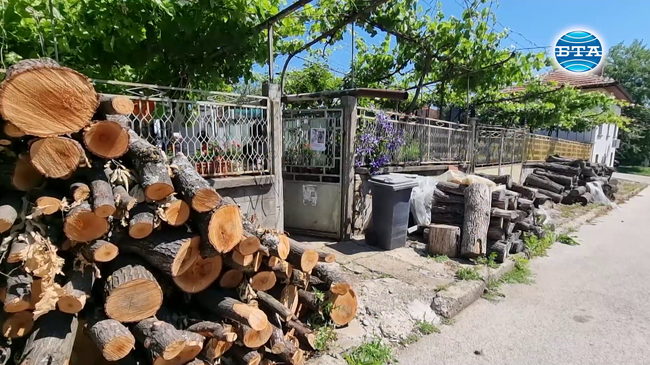 Грижи в дома получават от специалисти над 200 възрастни хора в Ловеч по проект