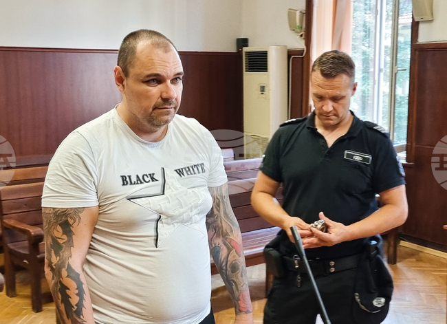 Окръжният съд в Хасково за втори път остави в ареста български гражданин, обвинен в трафик на 3,5 кг. кокаин през "Капитан Андреево"