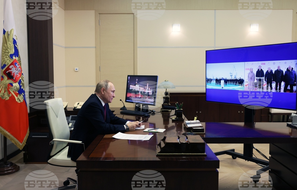 Путин участва чрез видеовръзка в церемонията в Санкт Петербург по спускането на вода на голям руски атомен ледоразбивач