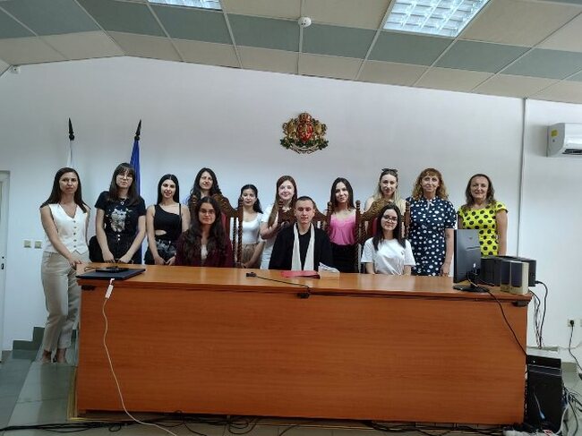 Окръжен съд – Кърджали: В Районен съд – Кърджали се проведе Ден на отворените врати