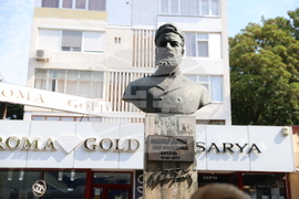 Румъния - БТА - Деветнадесета Световна среща на българските медии - бюст-паметник на Христо Ботев