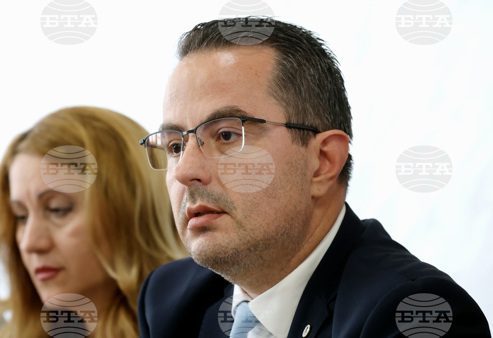 Възраждане - пресконференция - Цончо Ганев