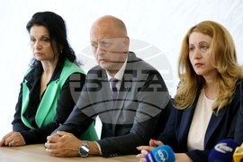 Възраждане - пресконференция