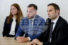 Възраждане - пресконференция