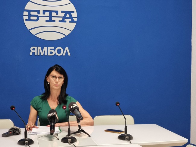 Пресконференция на управителя на ВиК - Ямбол Христина Микуцева 