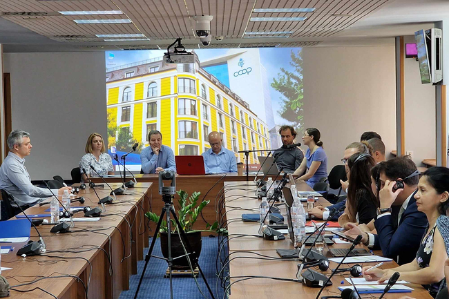 България прибягва до регулиране на енергийните общности, без да има натрупан национален опит и практика, каза Ивайло Алексиев от АУЕР