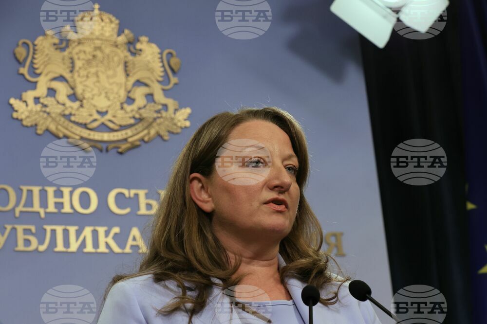 Поведението на МЕЧ е антисистемно, заяви Деница Сачева от ГЕРБ-СДС