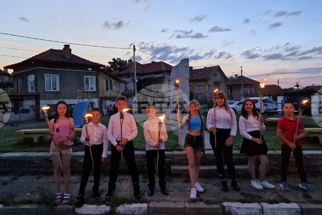 Село Доспей - Паисий Хилендарски - факелно шествие 