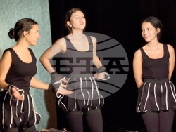 Снимка: Драматичен театър „Борис Луканов“ – Ловеч