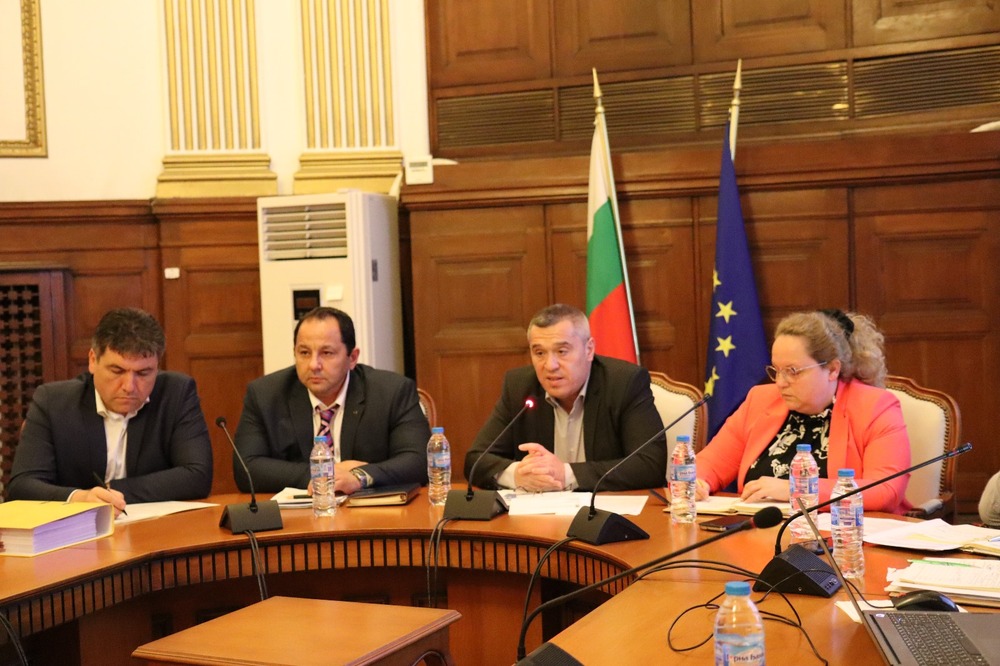 Министър Тахов: МЗХ стартира процедура за изграждане на 24 нови ракетни площадки