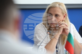 Украйна - Деветнадесета Световна среща на българските медии - Първи панел „Българите по света в медиите“