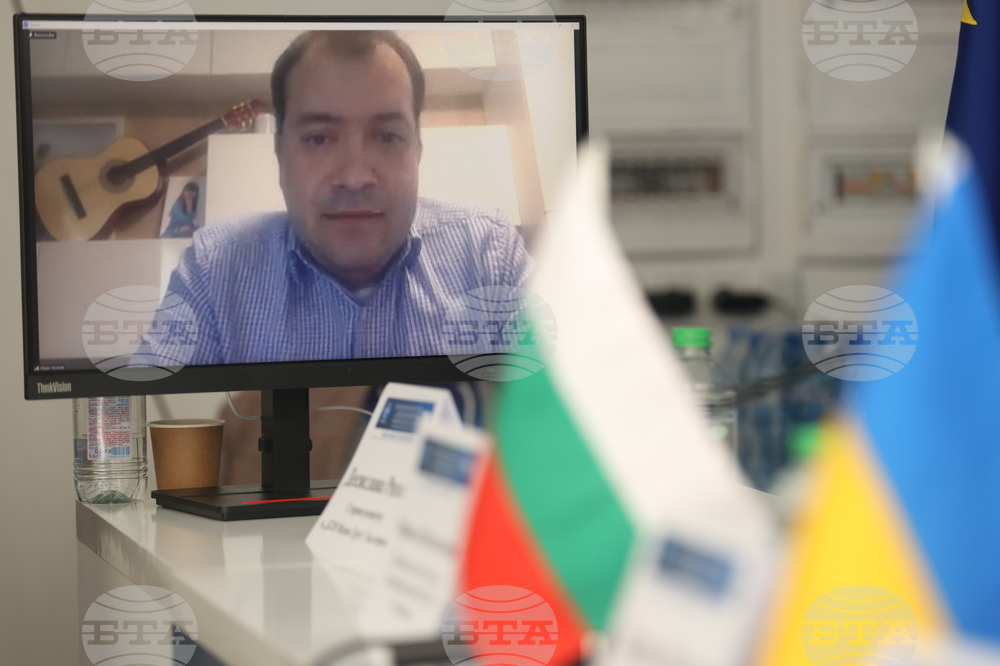 Украйна - Деветнадесета Световна среща на българските медии - Първи панел „Българите по света в медиите“