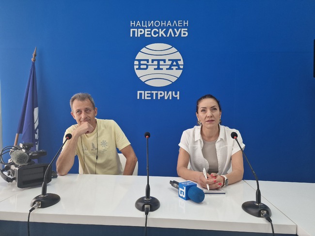 Откриването на Световната среща на българските медии в Украйна гледаха журналисти в пресклуба на БТА в Петрич