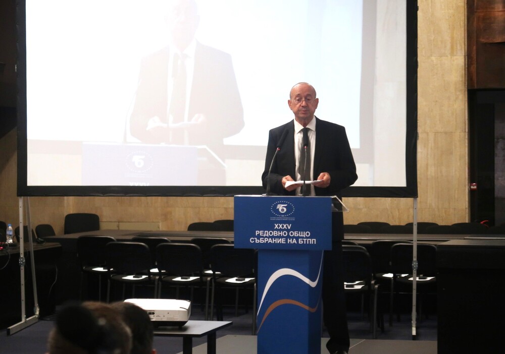 БТПП: Цветан Симеонов бе избран за четвърти път за Председател на УС на Българската търговско-промишлена палата, на Редовно Общо събрание, вчера