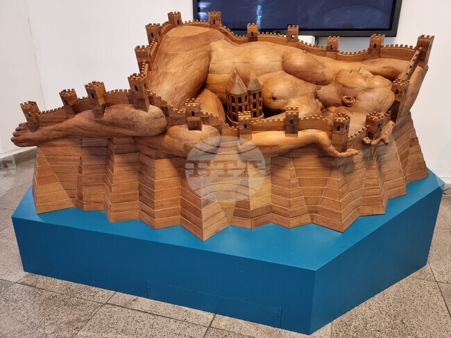  Варна - Дордрехт - „Пасажери между две морета“ - съвместна изложба