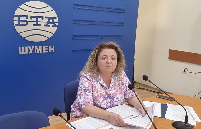 Пресконференция на началника на РУО - Шумен Кремена Маринова на тема „Резултати от държавните зрелостни изпити в Шуменска област“