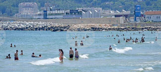 През лятото във Варна и курортите около града ще работят полицаи от Румъния, Полша и Германия