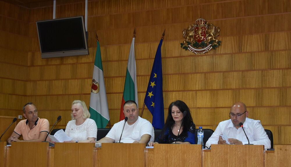 Община Разград: 12 докладни записки обсъдиха общинските съветници на заседания на постоянните комисии към местния парламент