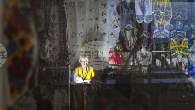 Операторът на украинската електропреносна мрежа обяви, че енергийната ситуация в страната се е влошила „значително“ 