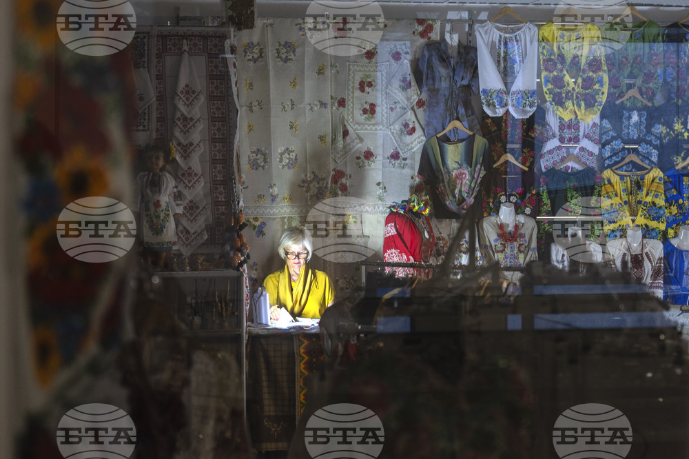 Операторът на украинската електропреносна мрежа обяви, че енергийната ситуация в страната се е влошила „значително“ 