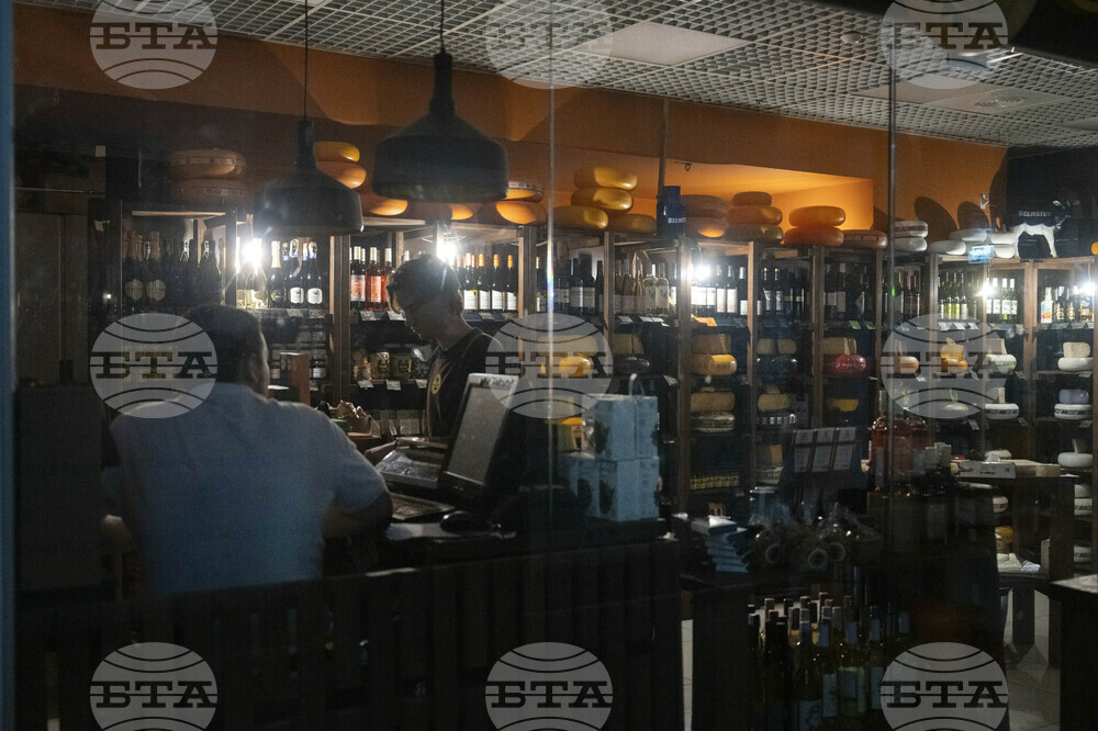 Украйна съобщи, че продължава да внася електроенергия от съседни страни