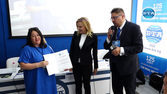 Кореспондентът на БТА Светлана Драгнева получи наградата за принос в разпространението на българската култура от българоезична медия в чужбина