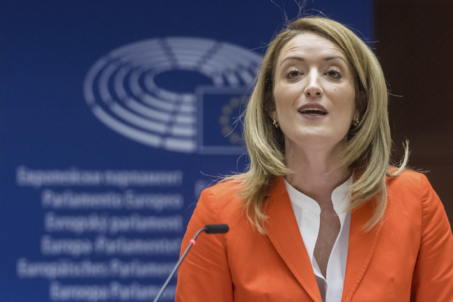 Председателят на Европейския парламент Роберта Мецола ще произнесе реч в румънския парламент на 19 декември