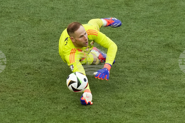 Петер Гулачи сложи край на международната си кариера за Унгария