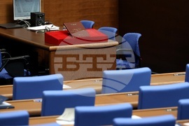 Парламент - заседание